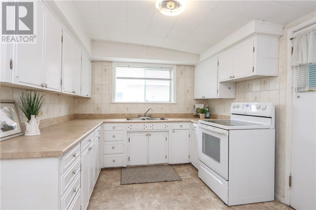 37 Caruso Street, Coniston, Ontario  P0M 1M0 - Photo 11 - 2128478