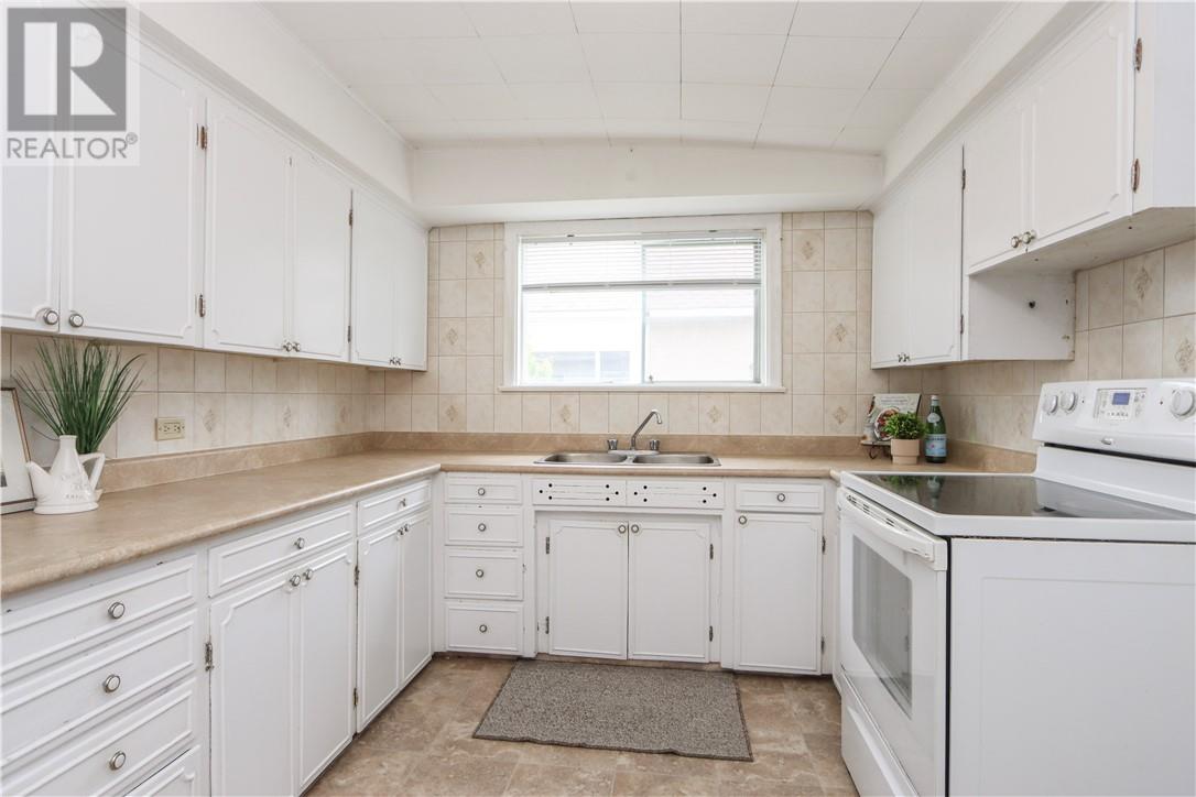 37 Caruso Street, Coniston, Ontario  P0M 1M0 - Photo 12 - 2128478