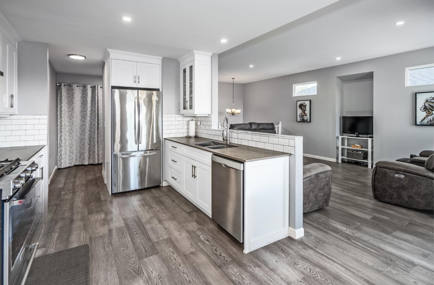 33764 Blueberry Drive, Mission, British Columbia  V2V 7A1 - Photo 12 - R3129154