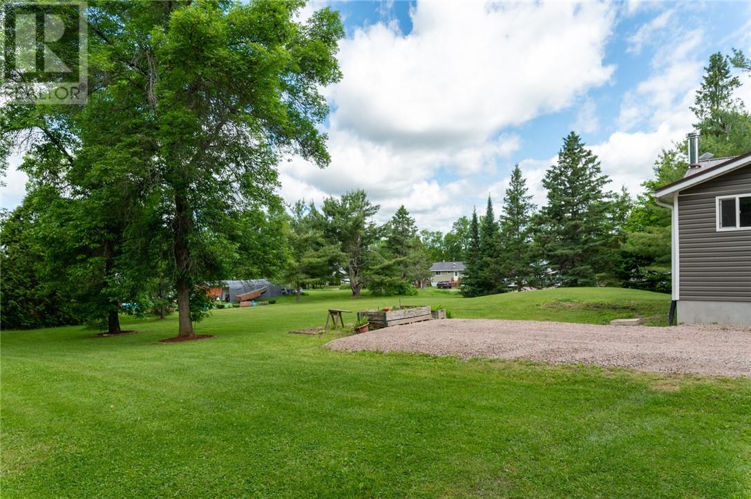 105 Labrosse, French River, Ontario  P0M 1A0 - Photo 10 - 2128543