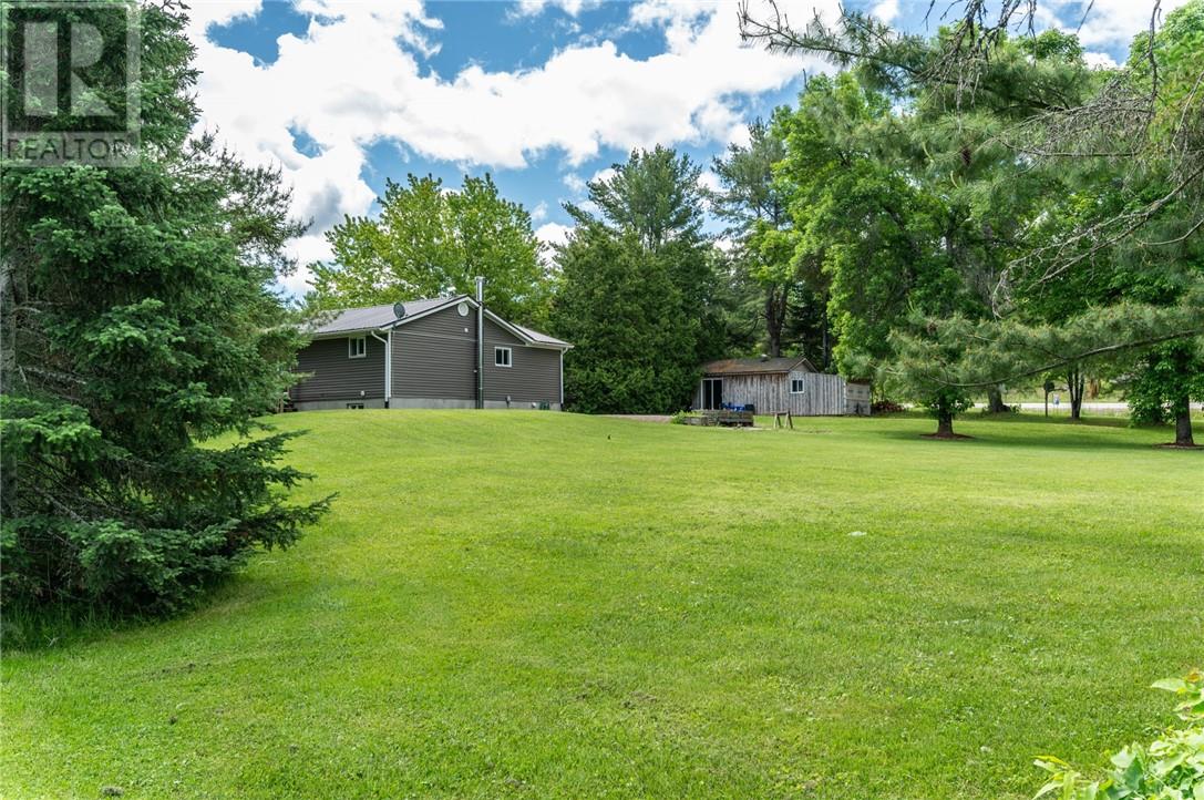 105 Labrosse, French River, Ontario  P0M 1A0 - Photo 18 - 2128543