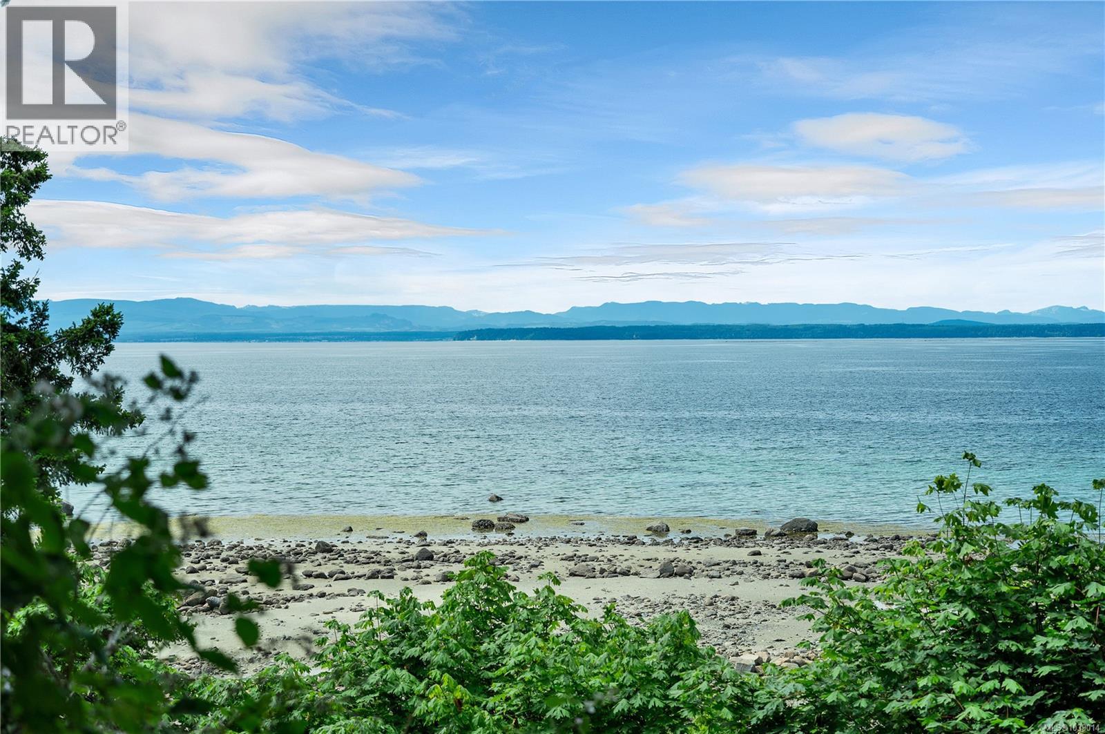 569 Potlatch Rd, Cortes Island, British Columbia  V0P 1K0 - Photo 32 - 1039014