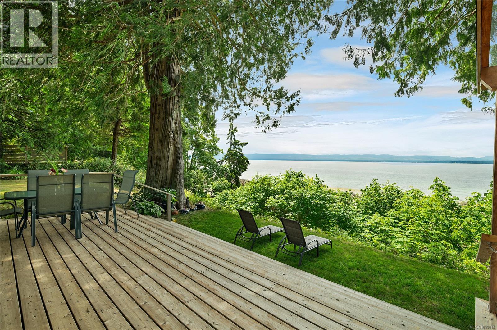 569 Potlatch Rd, Cortes Island, British Columbia  V0P 1K0 - Photo 21 - 1039014