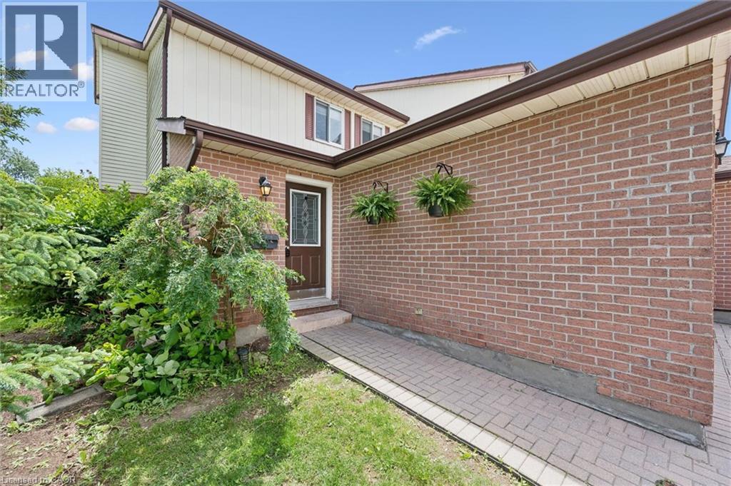 25 Valleyview Drive Unit# 1, Kitchener, Ontario  N2E 1L5 - Photo 2 - 40839731