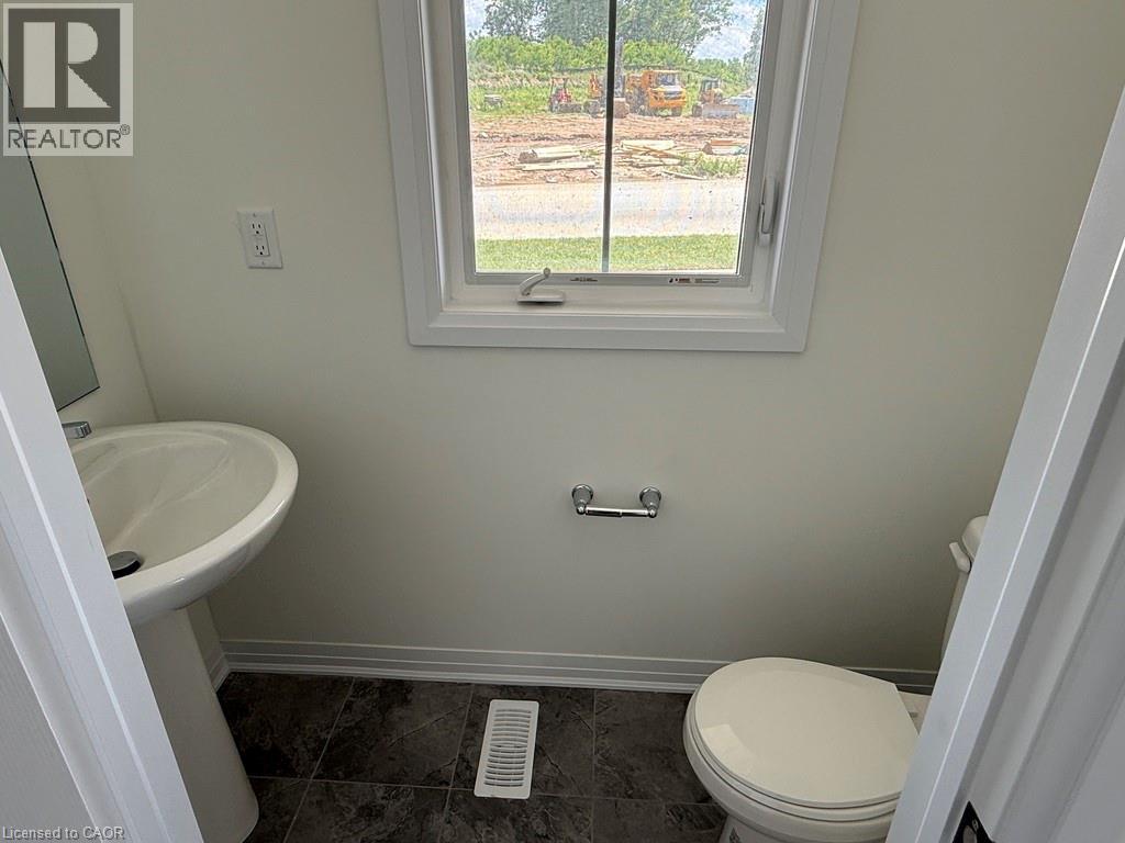 40 Turnbull Drive, Brantford, Ontario  N3T 0K4 - Photo 7 - 40840129