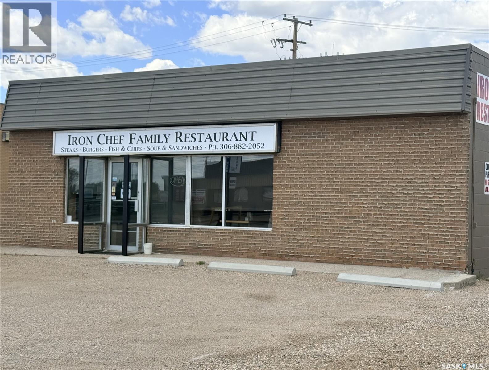123 Railway Avenue E, Rosetown, Saskatchewan  S0L 2V0 - Photo 1 - SK039533