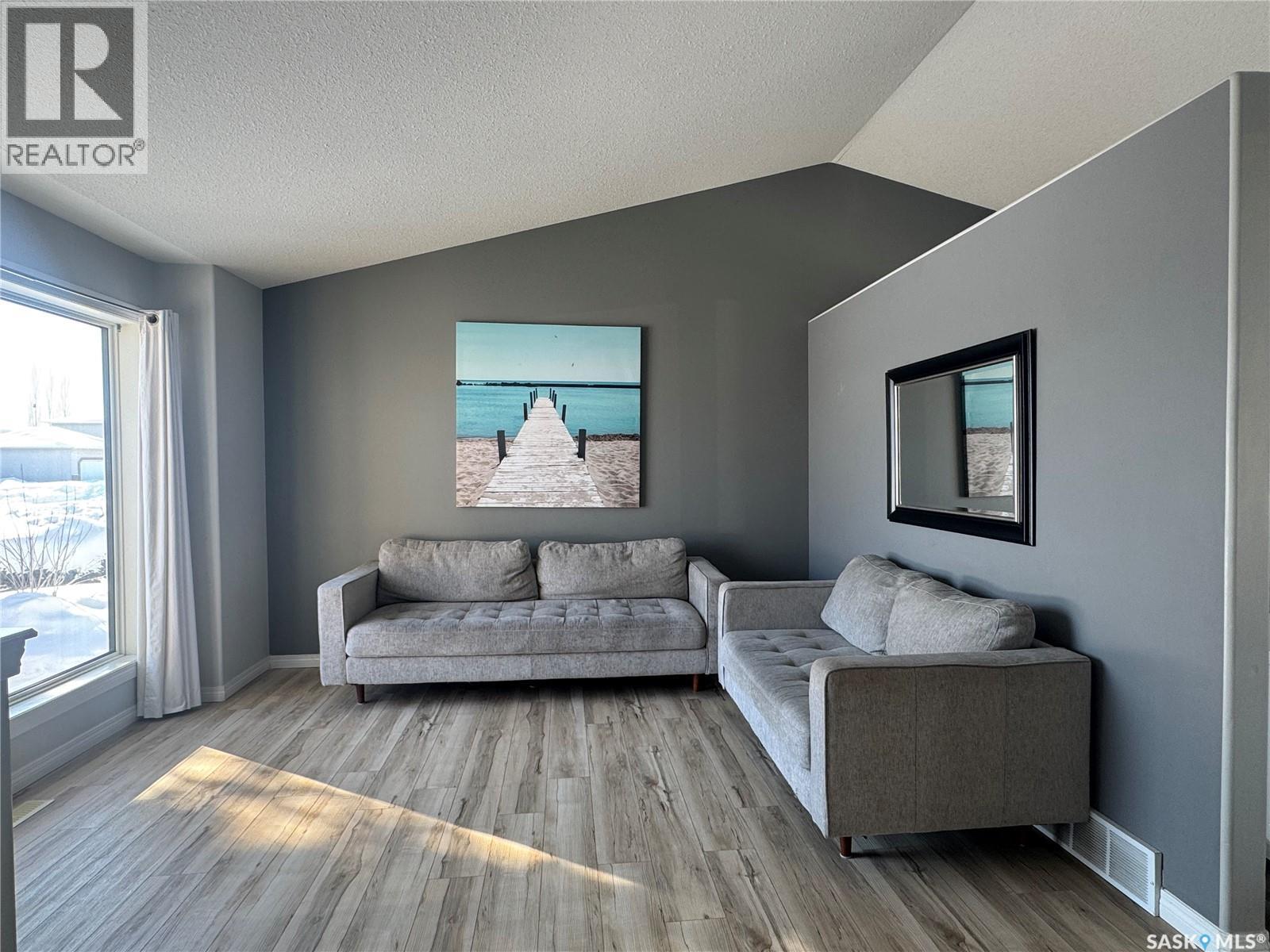 509 Meadow Road, Pilot Butte, Saskatchewan  S0G 3Z0 - Photo 10 - SK039511