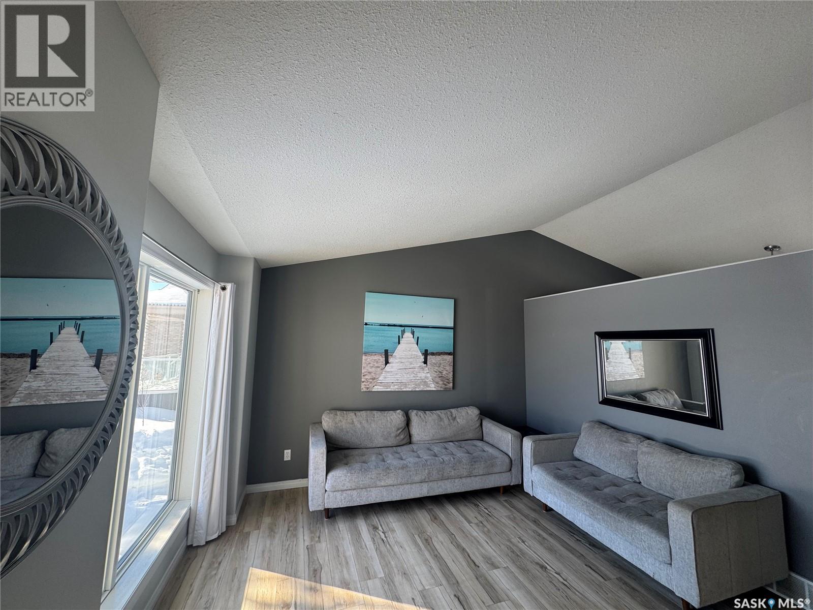 509 Meadow Road, Pilot Butte, Saskatchewan  S0G 3Z0 - Photo 11 - SK039511
