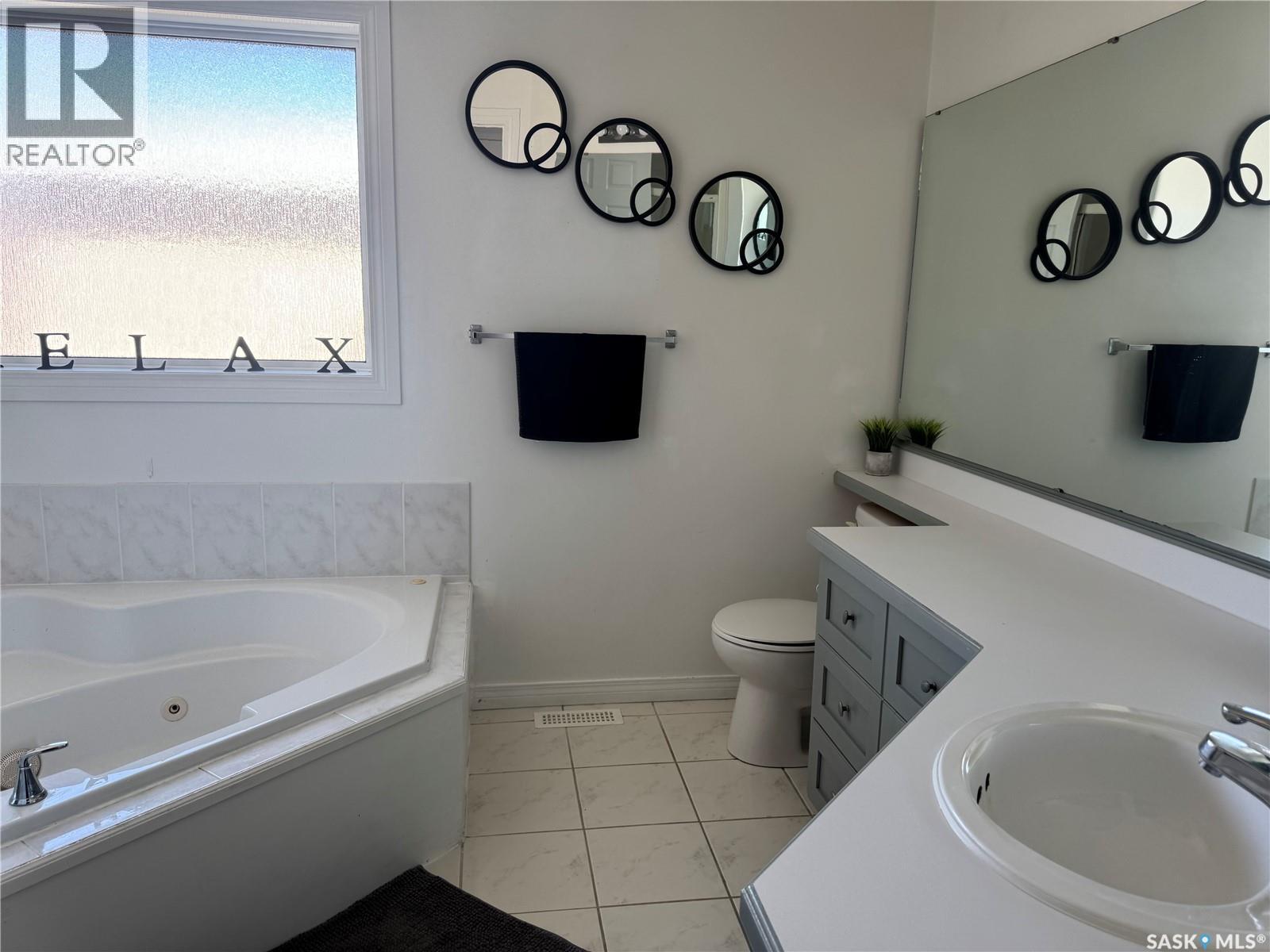 509 Meadow Road, Pilot Butte, Saskatchewan  S0G 3Z0 - Photo 12 - SK039511