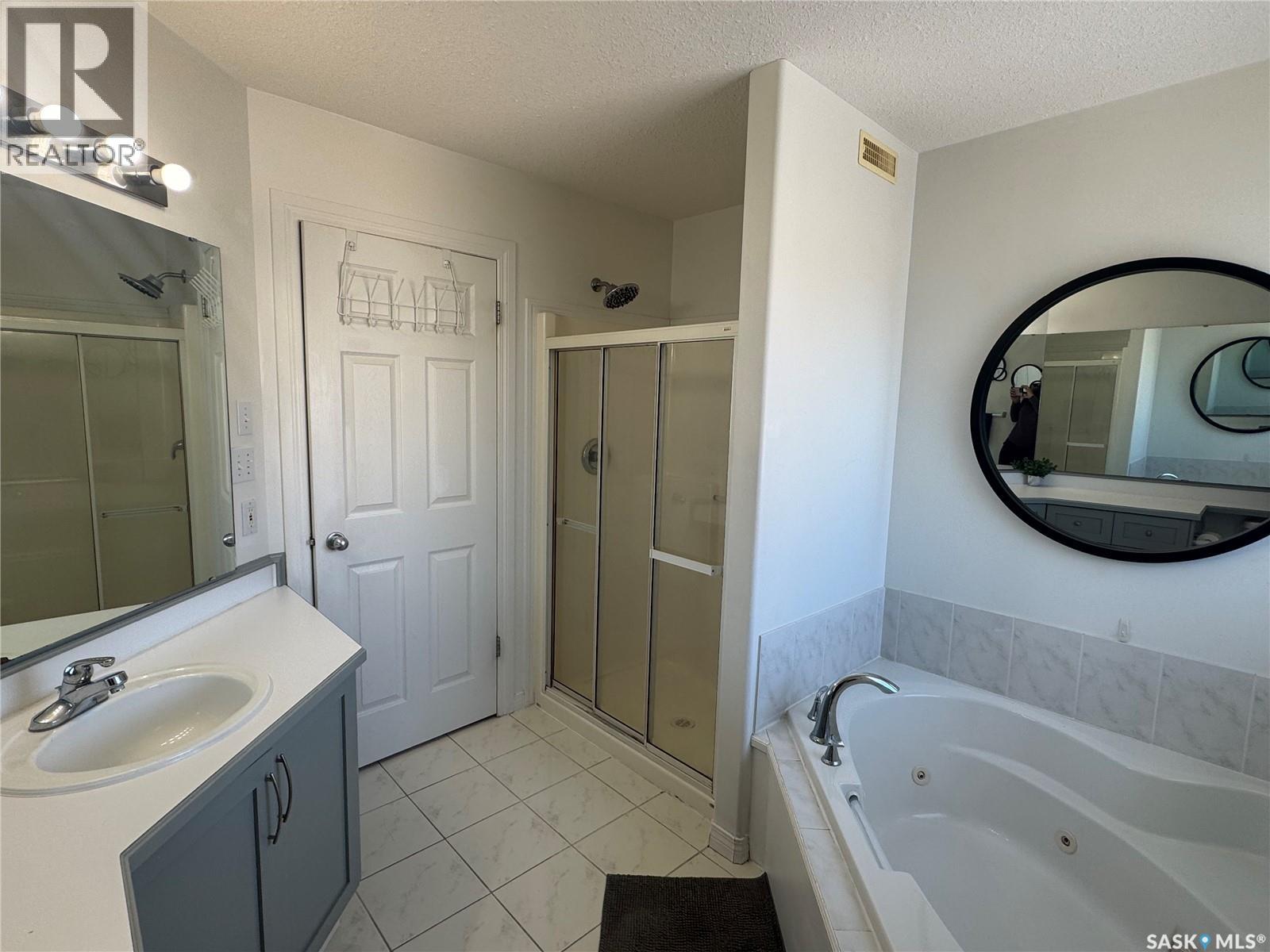 509 Meadow Road, Pilot Butte, Saskatchewan  S0G 3Z0 - Photo 13 - SK039511