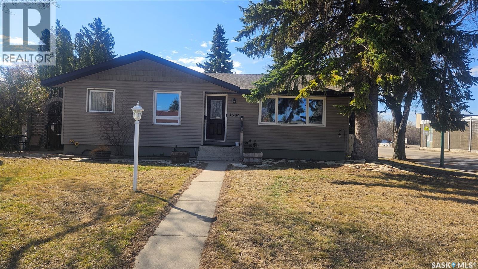 1369 East Centre, Saskatoon, Saskatchewan S7J 3A8 - Photo 35 - SK039250