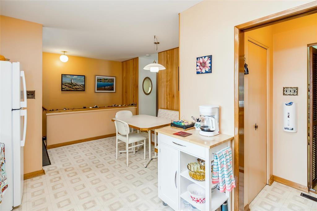 34 Laurentia Bay, Winnipeg, Manitoba  R2C 0H1 - Photo 10 - 202614009