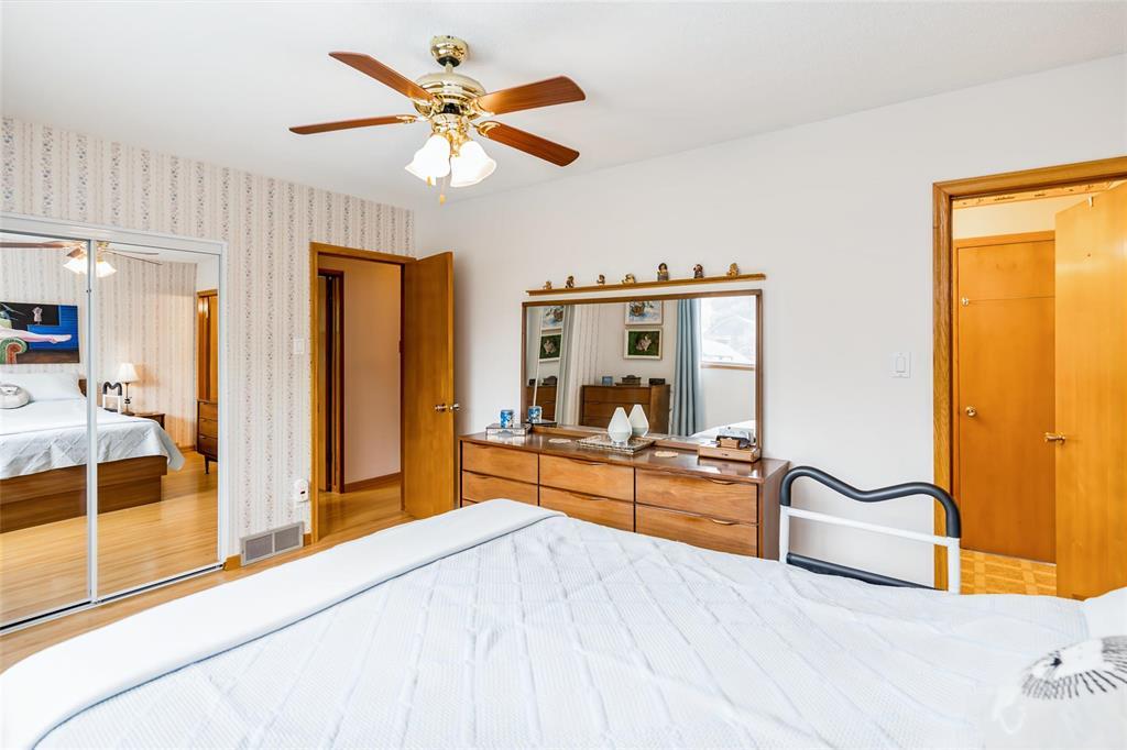 34 Laurentia Bay, Winnipeg, Manitoba  R2C 0H1 - Photo 15 - 202614009