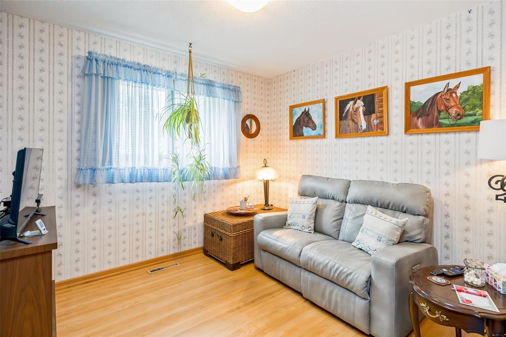 34 Laurentia Bay, Winnipeg, Manitoba  R2C 0H1 - Photo 19 - 202614009