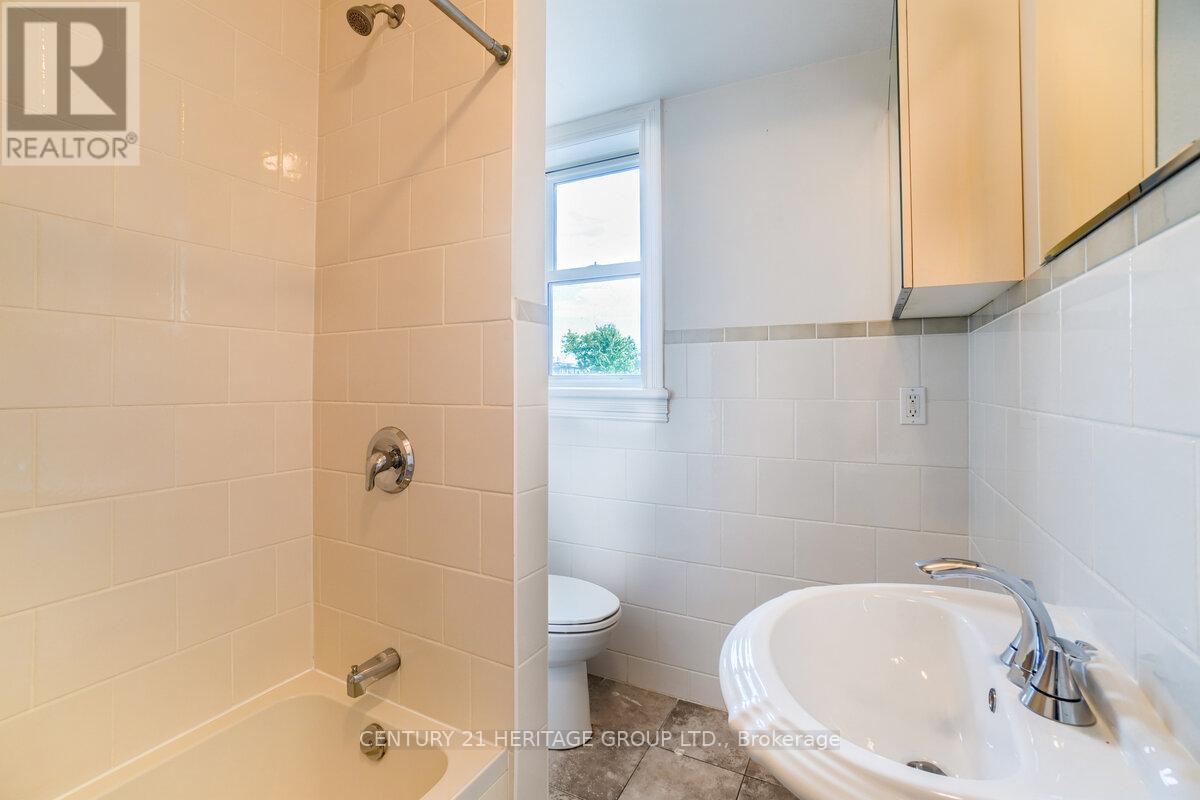 2 - 57 Beatrice Street, Toronto, Ontario  M6J 2T2 - Photo 24 - C13450690