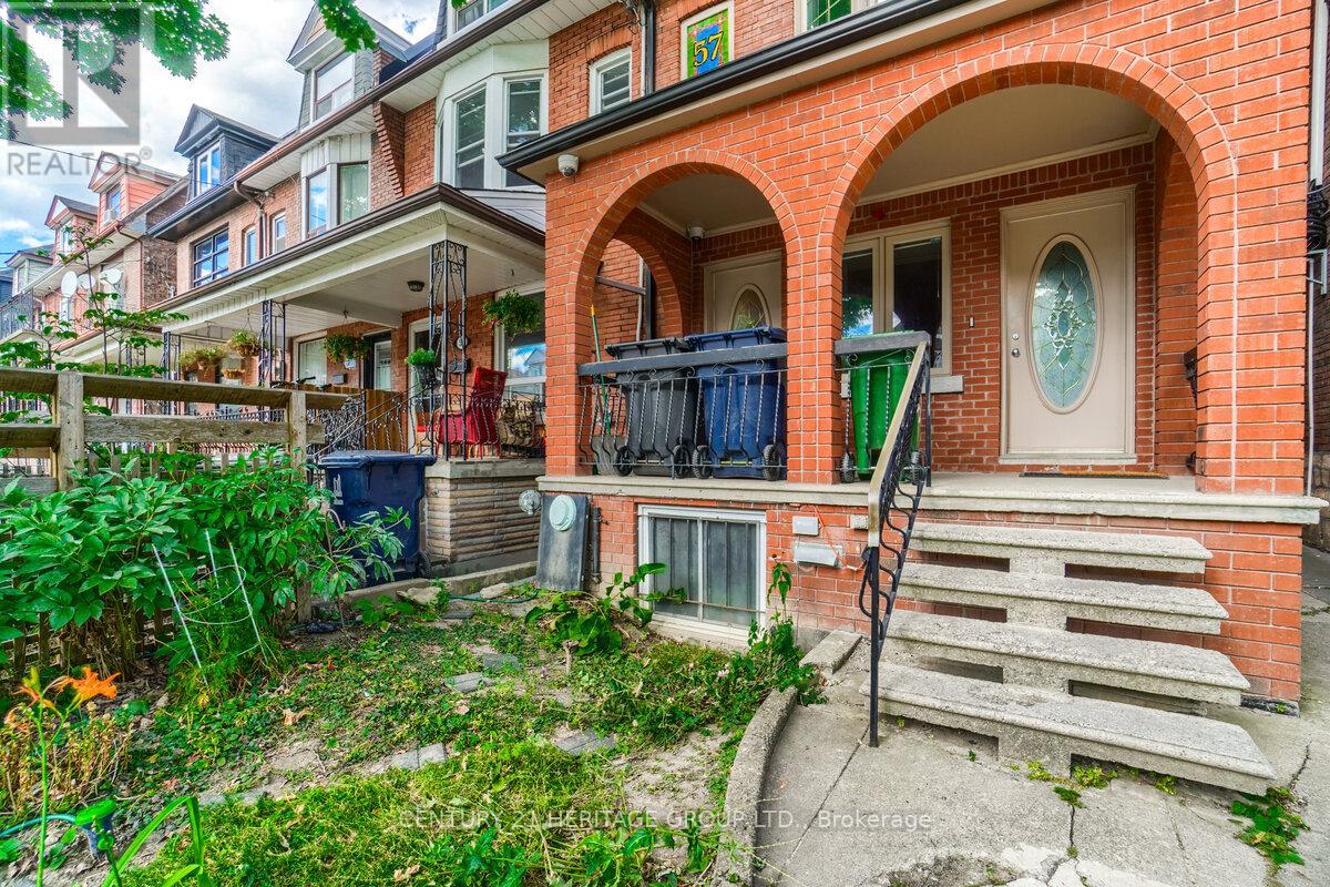 2 - 57 Beatrice Street, Toronto, Ontario  M6J 2T2 - Photo 4 - C13450690