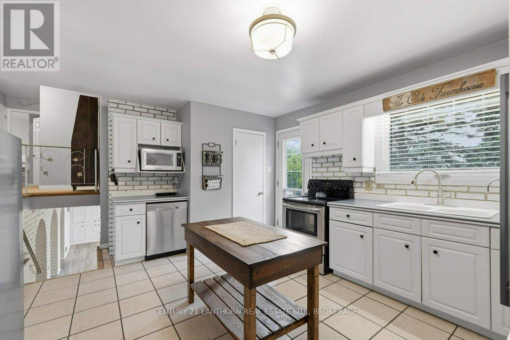 942 County 1 Road E, Stone Mills, Ontario  K7R 3L2 - Photo 14 - X13450758