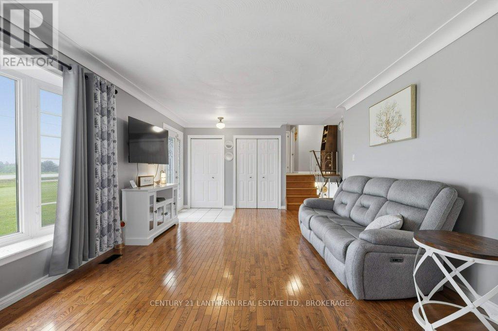 942 County 1 Road E, Stone Mills, Ontario  K7R 3L2 - Photo 9 - X13450758