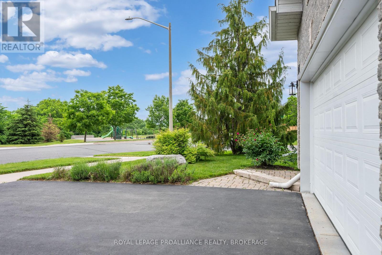 1319 Waterside Way, Kingston, Ontario  K7K 7J8 - Photo 4 - X13451042