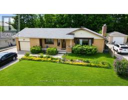823 ESSA ROAD, Barrie, Ontario