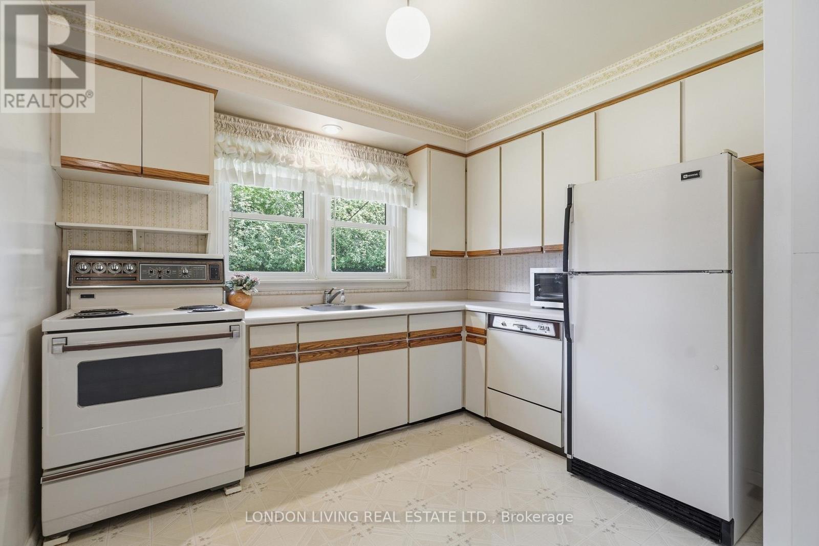 549 Ridgewood Crescent, London South, Ontario  N6J 3J1 - Photo 16 - X13450732