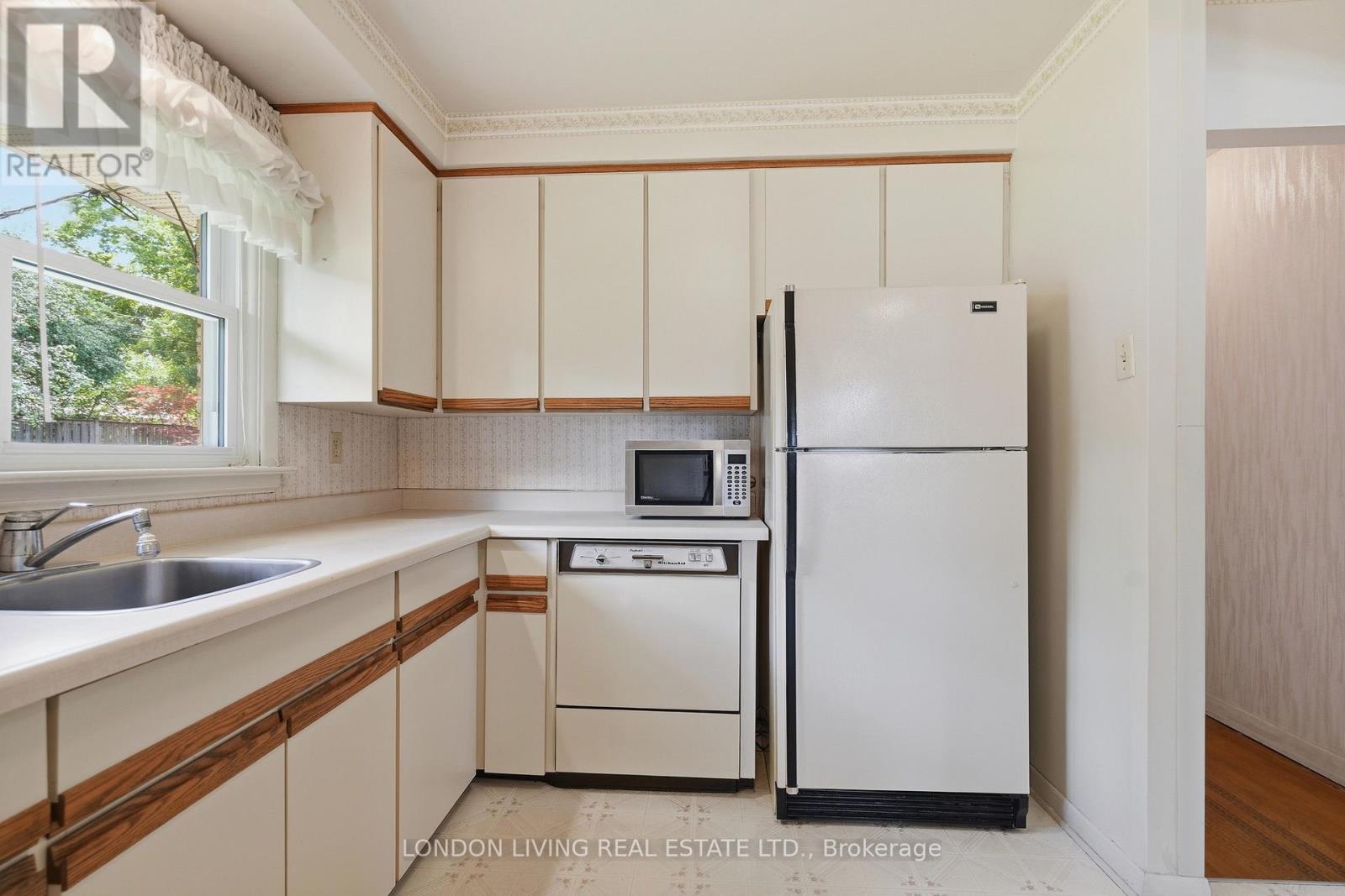 549 Ridgewood Crescent, London South, Ontario  N6J 3J1 - Photo 17 - X13450732