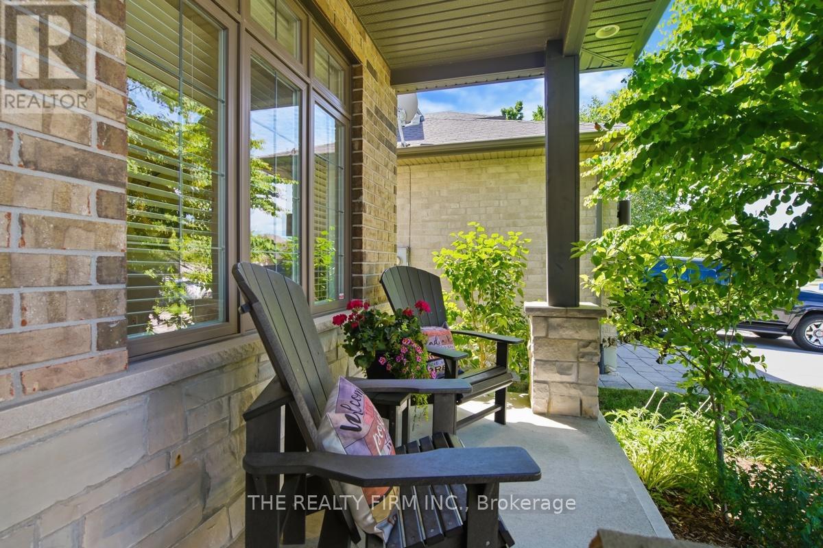 1918 Ironwood Road, London South, Ontario  N6K 5C9 - Photo 4 - X13450944