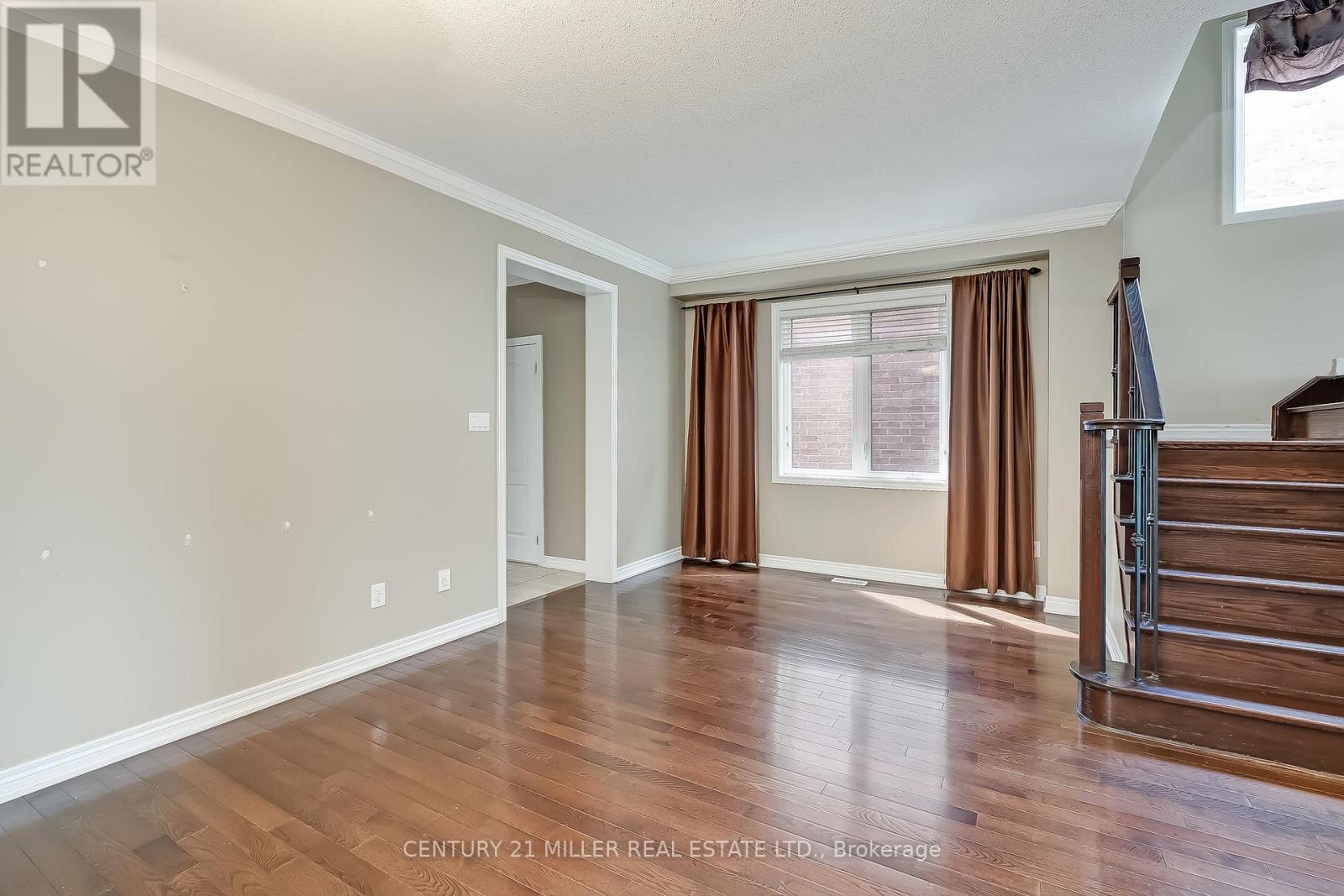 2131 Fiddlers Way, Oakville, Ontario  L6M 0M5 - Photo 3 - W13450584