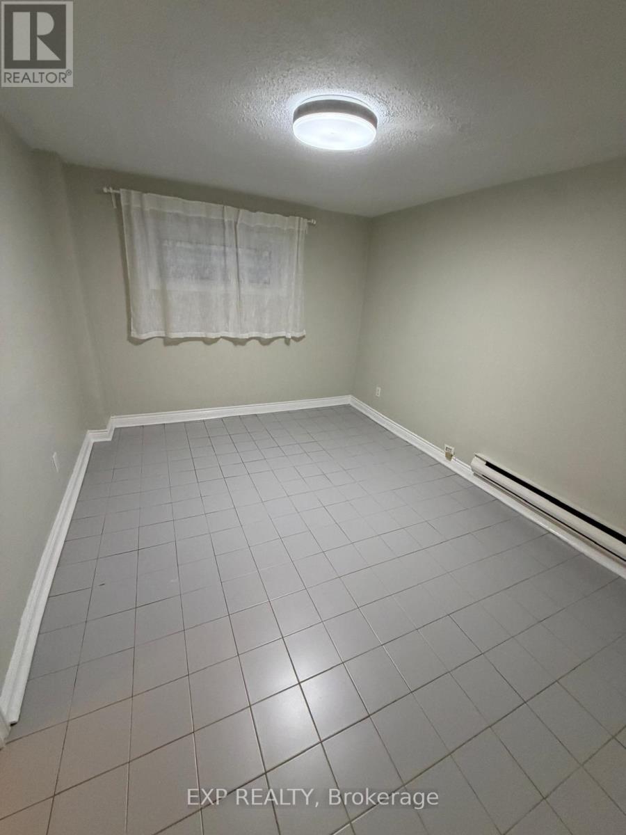 3 - 677 Durie Street, Toronto, Ontario  M6S 3H4 - Photo 12 - W13450652