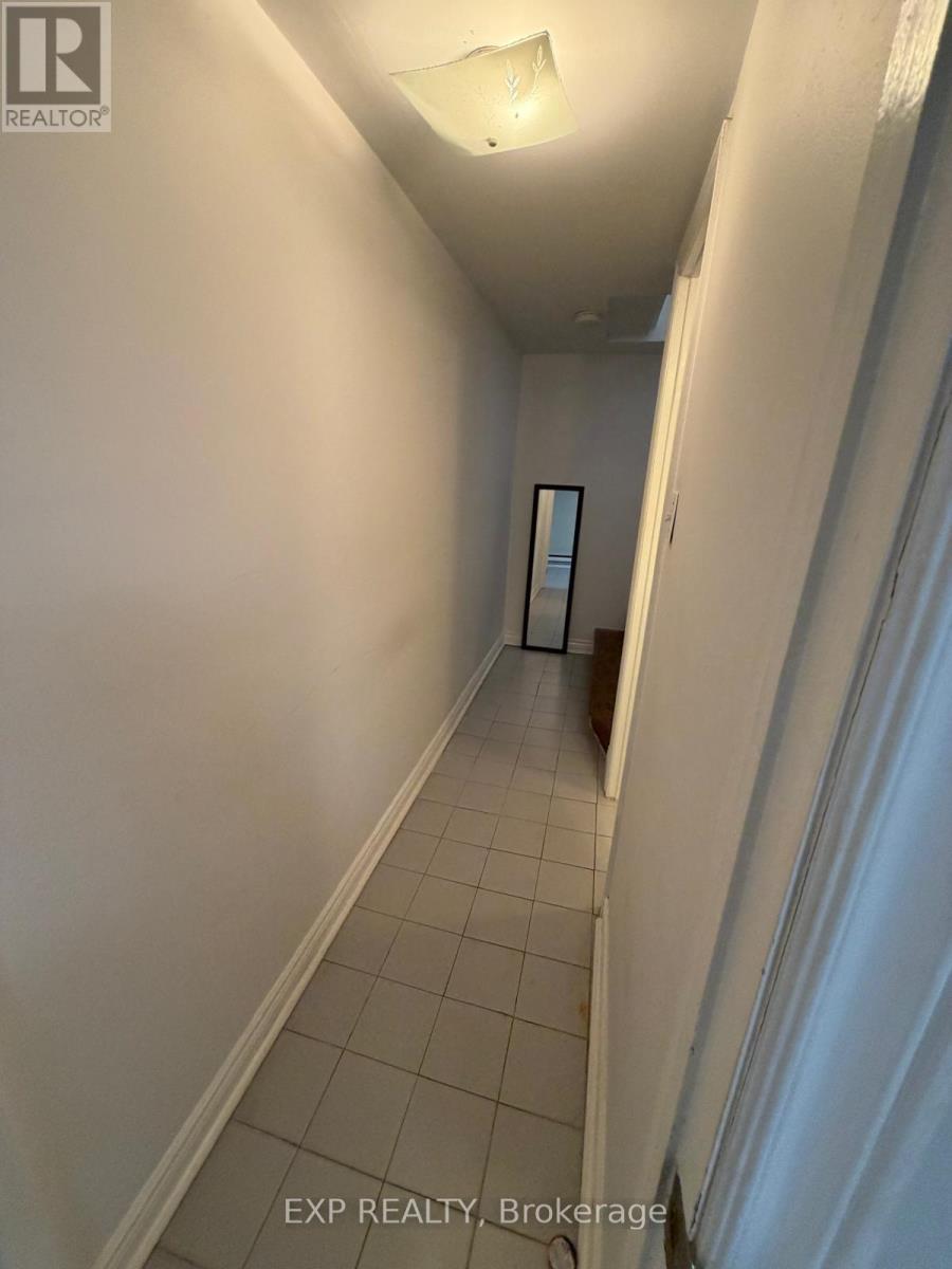 3 - 677 Durie Street, Toronto, Ontario  M6S 3H4 - Photo 13 - W13450652