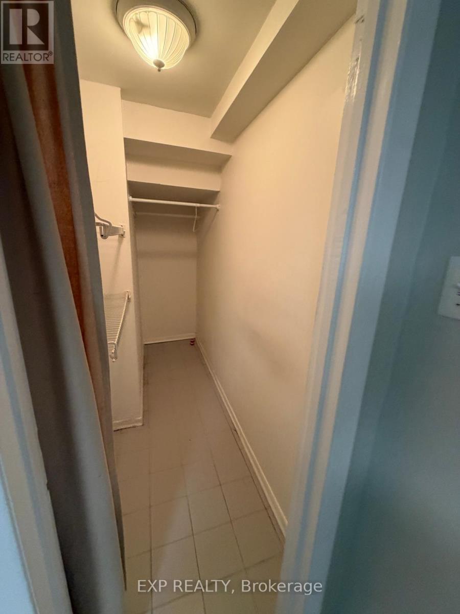 3 - 677 Durie Street, Toronto, Ontario  M6S 3H4 - Photo 14 - W13450652