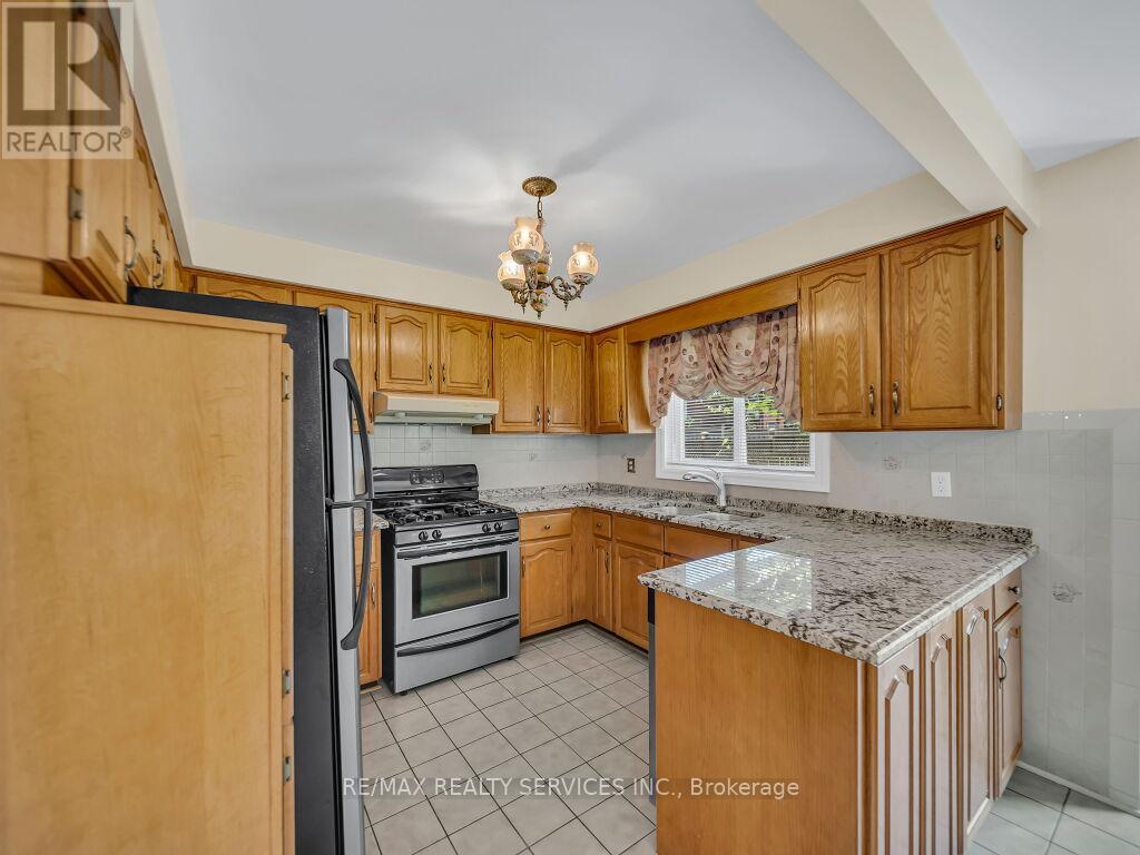 4510 Radisson Crescent, Mississauga, Ontario  L5M 4C6 - Photo 18 - W13450676