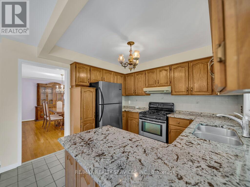 4510 Radisson Crescent, Mississauga, Ontario  L5M 4C6 - Photo 19 - W13450676