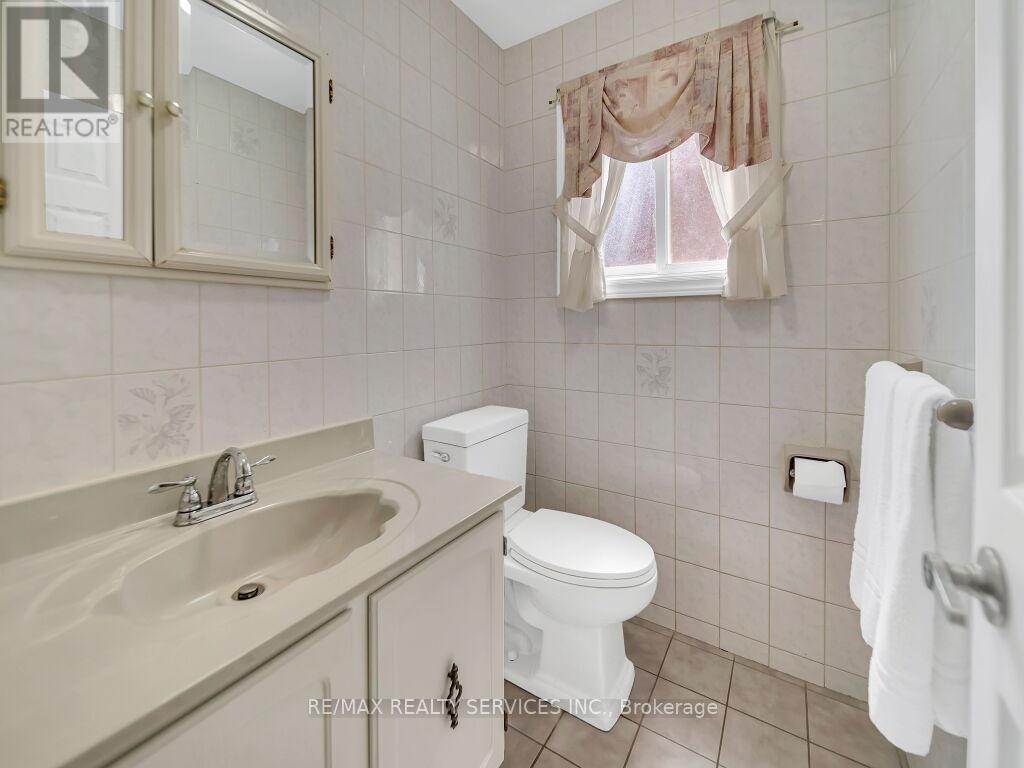 4510 Radisson Crescent, Mississauga, Ontario  L5M 4C6 - Photo 21 - W13450676