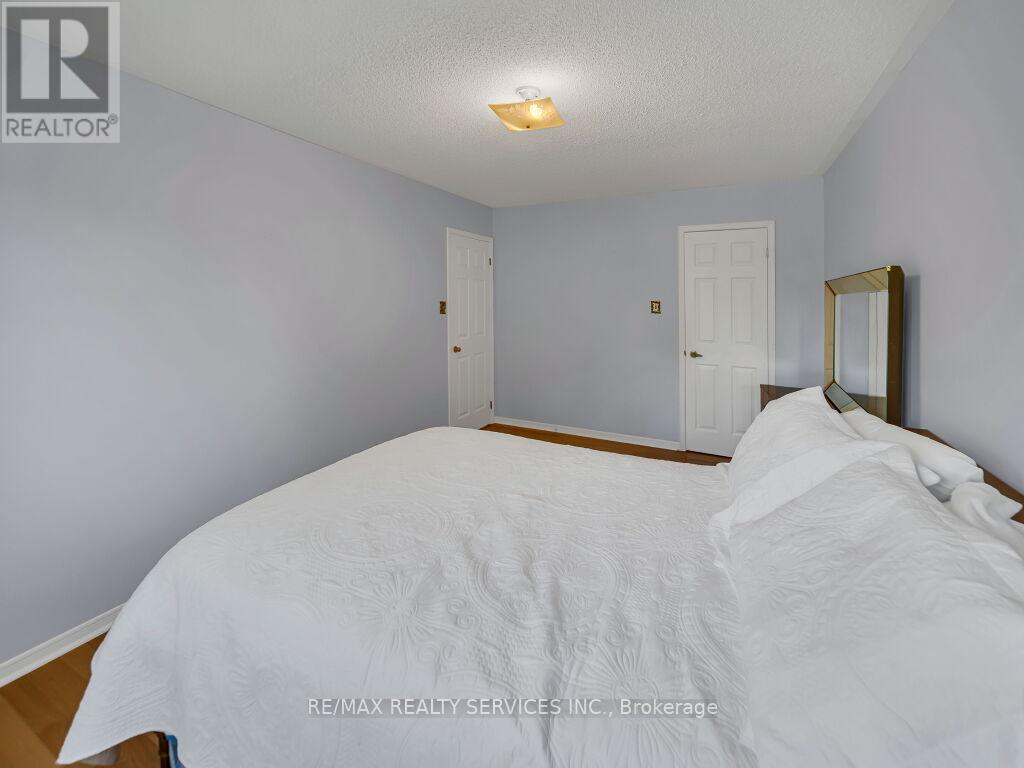 4510 Radisson Crescent, Mississauga, Ontario  L5M 4C6 - Photo 31 - W13450676