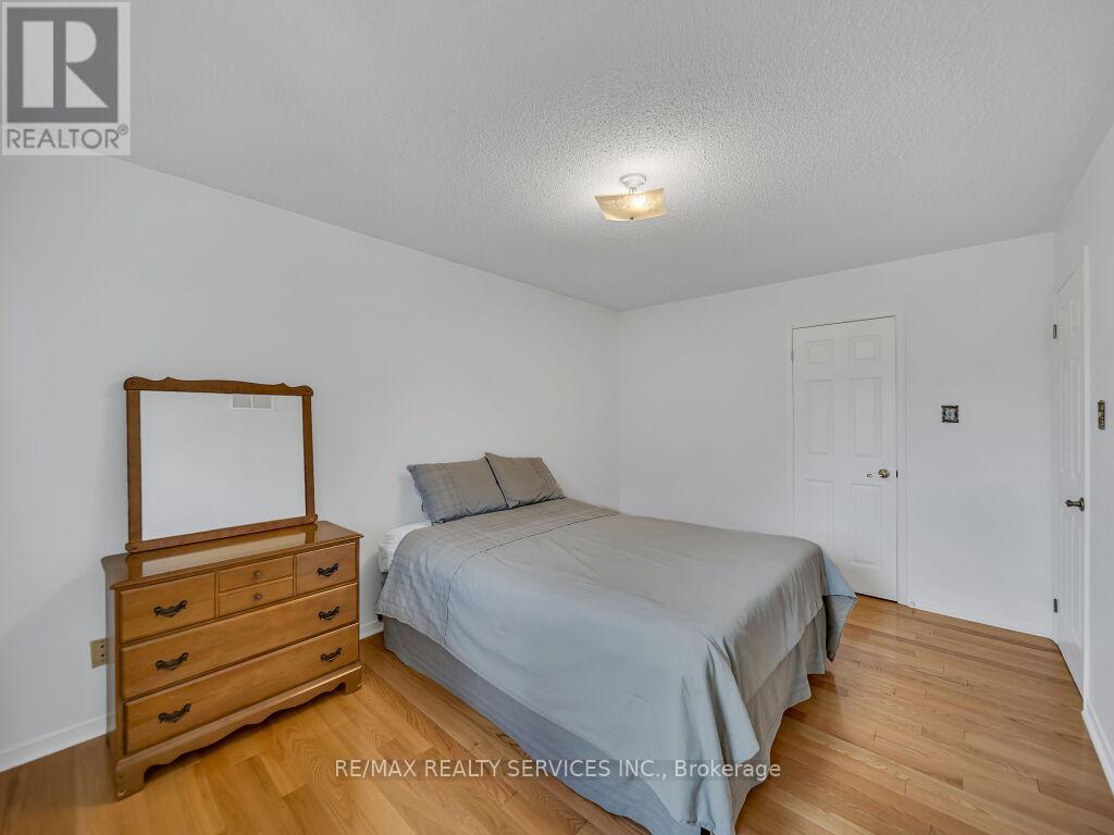4510 Radisson Crescent, Mississauga, Ontario  L5M 4C6 - Photo 33 - W13450676