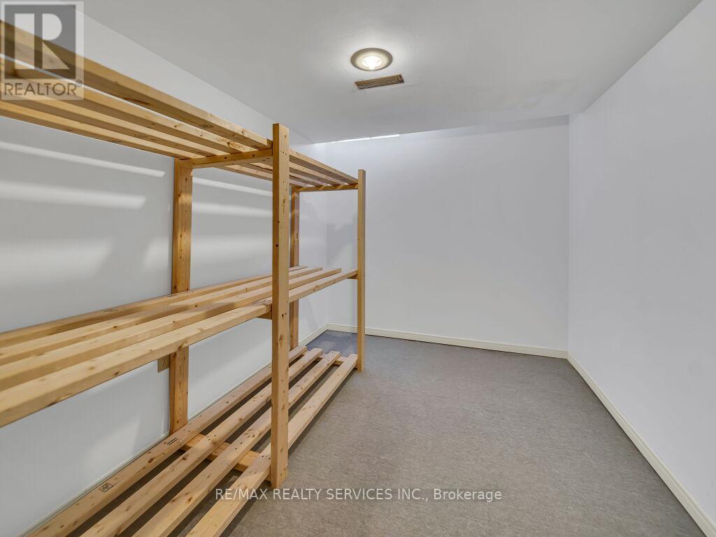 4510 Radisson Crescent, Mississauga, Ontario  L5M 4C6 - Photo 41 - W13450676