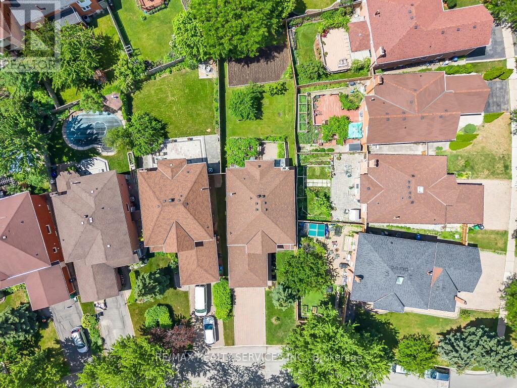 4510 Radisson Crescent, Mississauga, Ontario  L5M 4C6 - Photo 49 - W13450676
