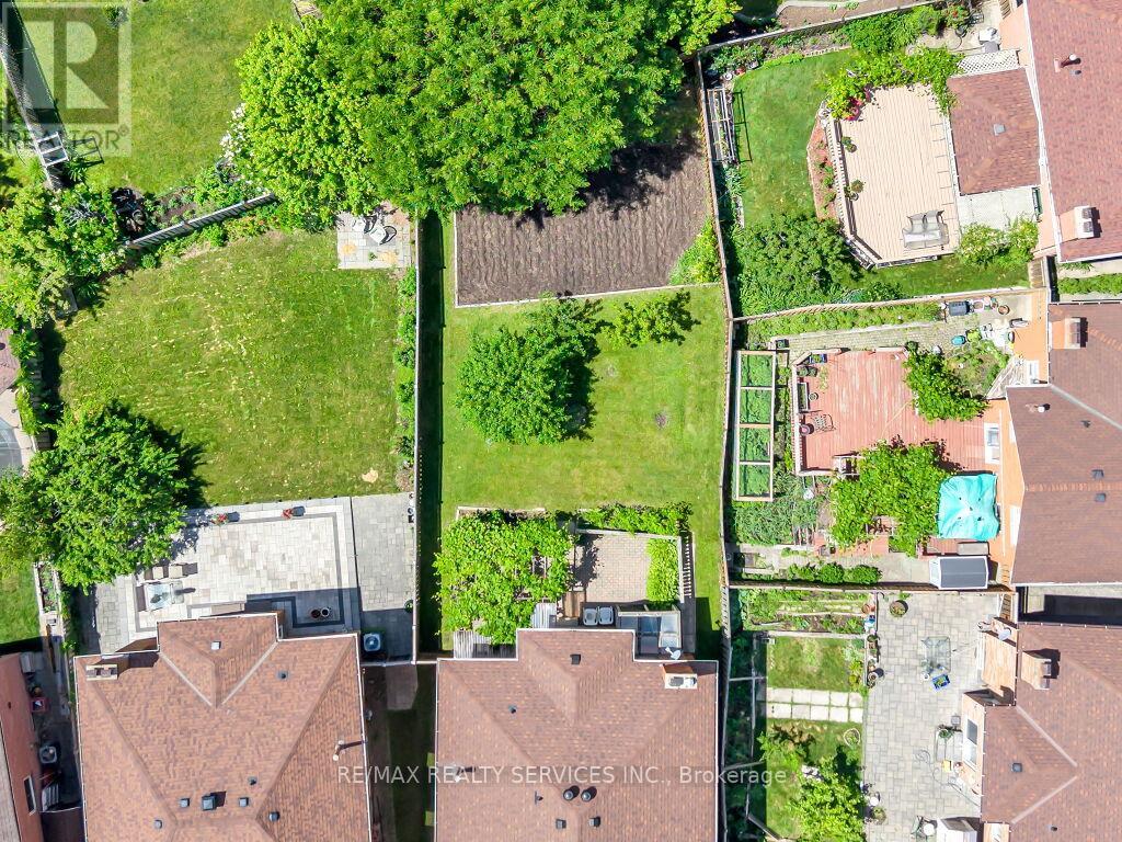 4510 Radisson Crescent, Mississauga, Ontario  L5M 4C6 - Photo 50 - W13450676