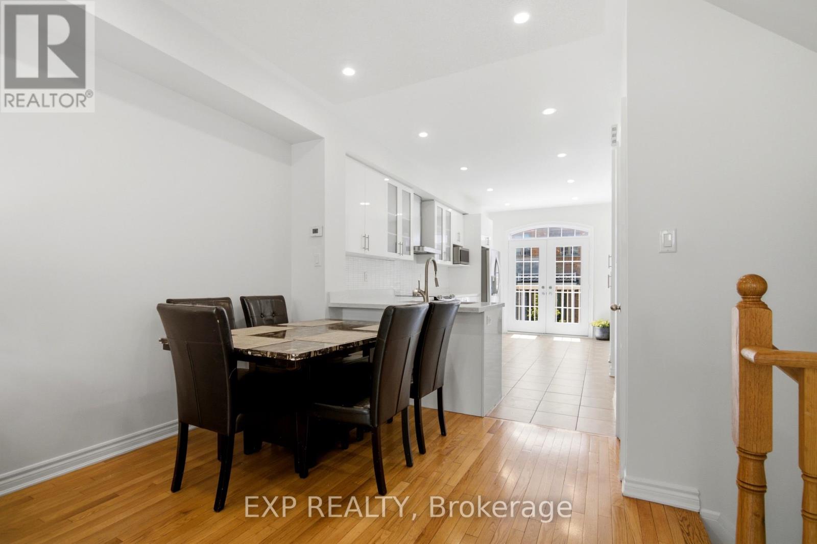 7211 Triumph Lane, Mississauga, Ontario L5N 0C5 - Photo 13 - W13450700