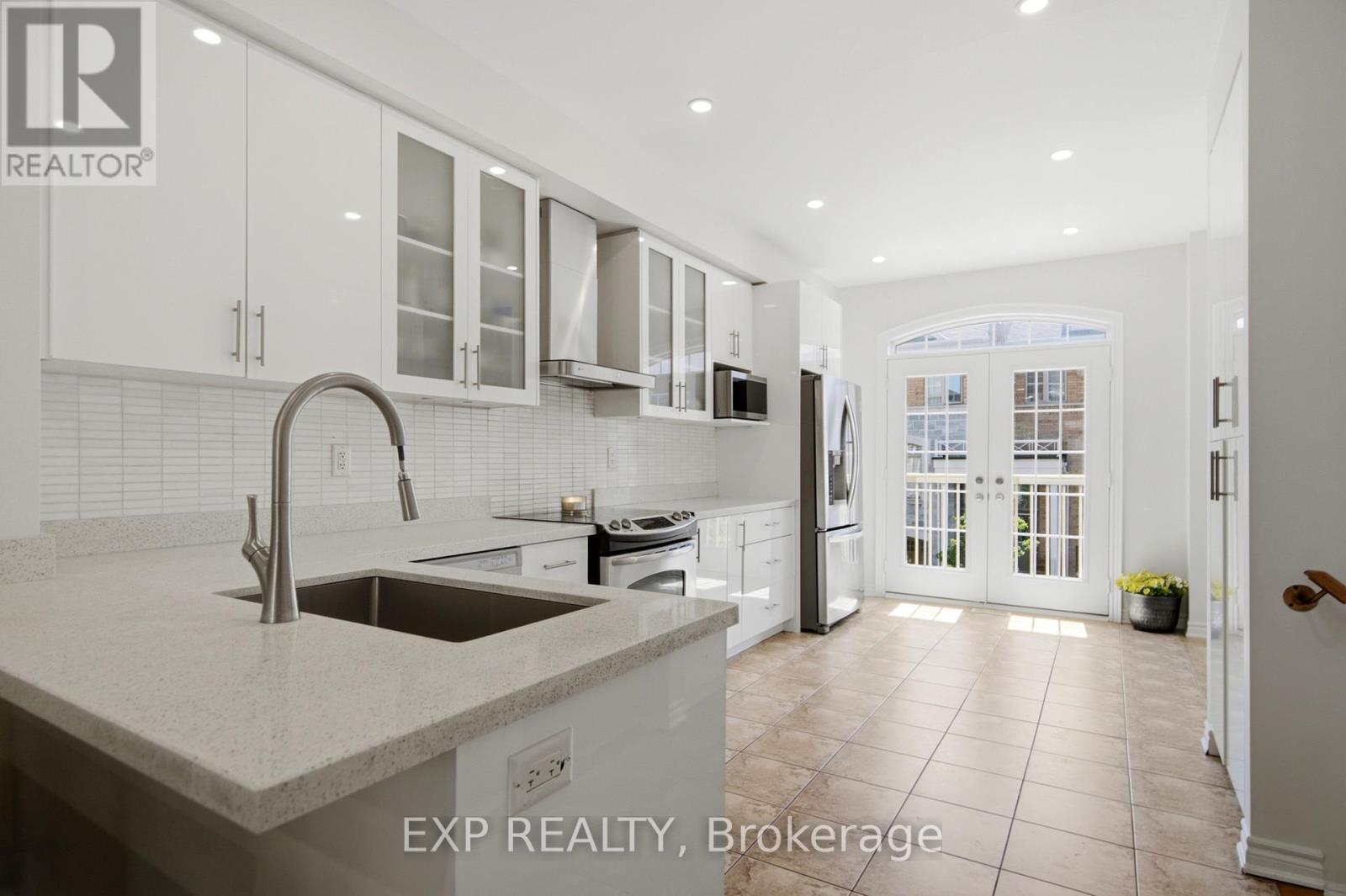7211 Triumph Lane, Mississauga, Ontario L5N 0C5 - Photo 14 - W13450700