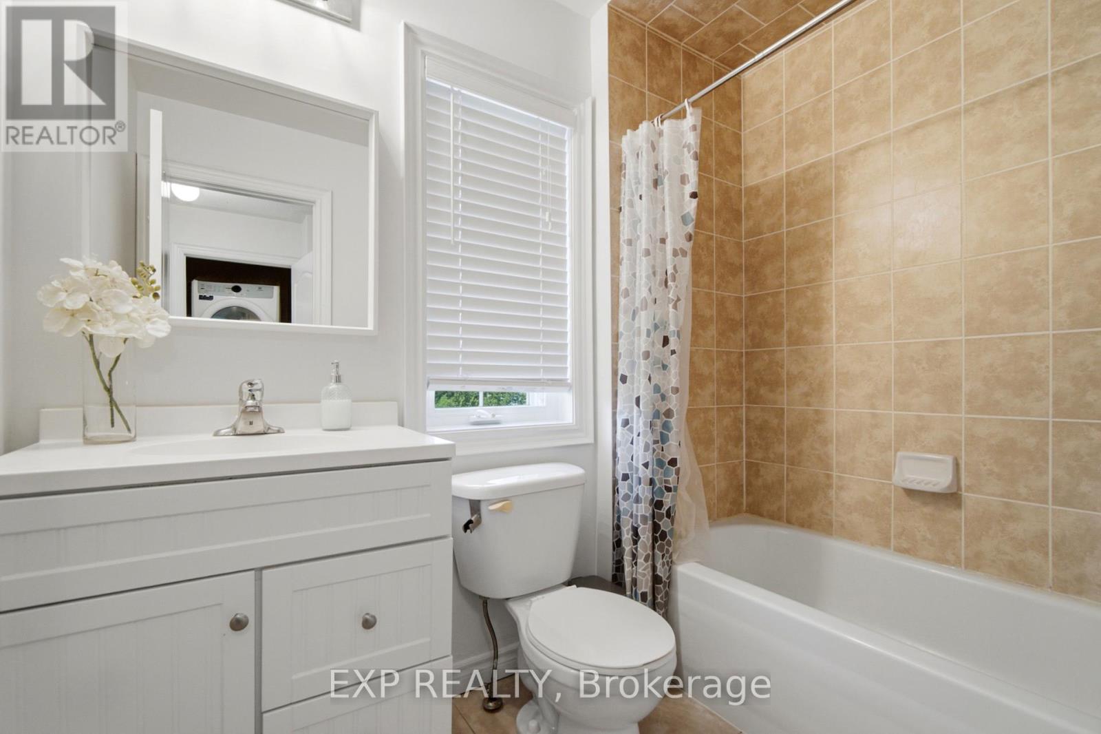 7211 Triumph Lane, Mississauga, Ontario L5N 0C5 - Photo 32 - W13450700