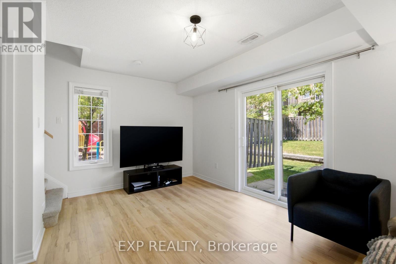 7211 Triumph Lane, Mississauga, Ontario L5N 0C5 - Photo 35 - W13450700