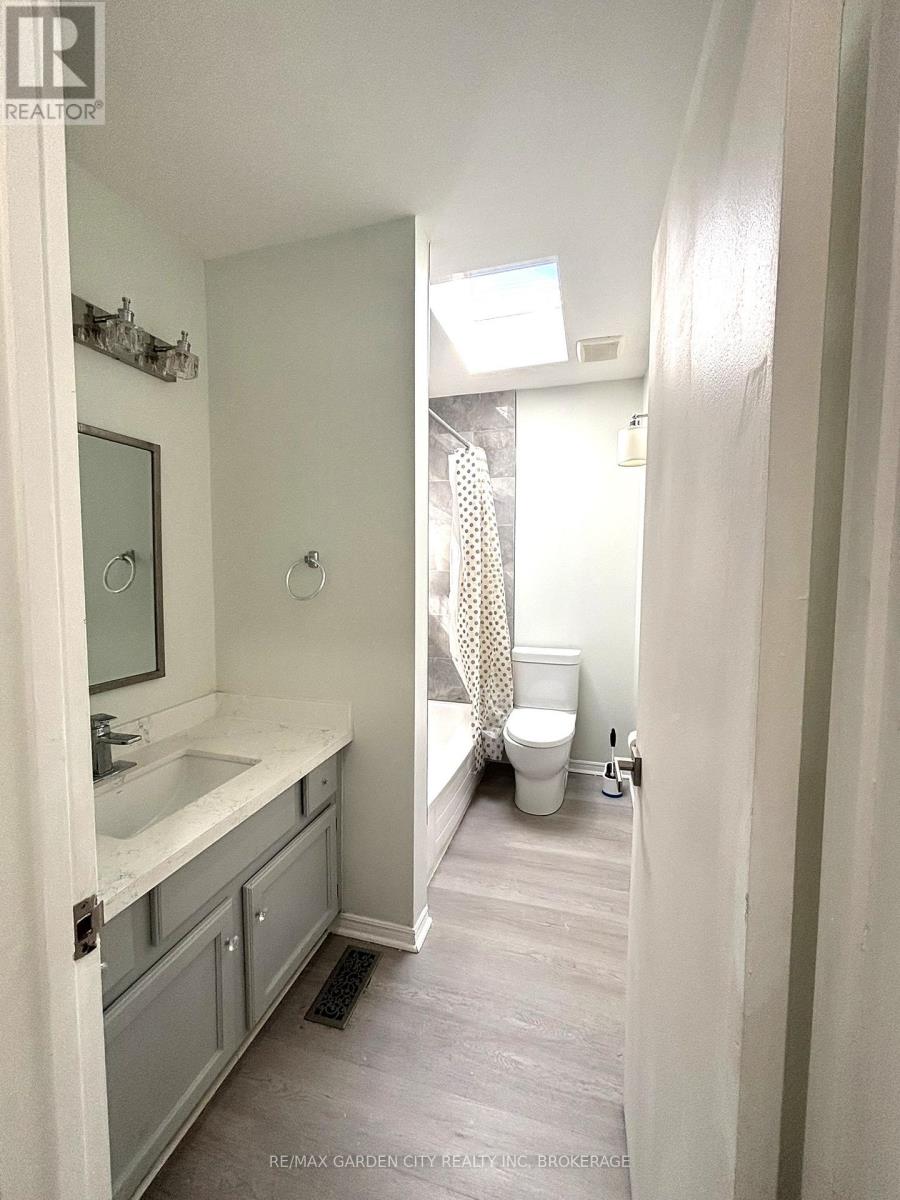 54 Bogart Street, St. Catharines, Ontario  L2M 1G3 - Photo 12 - X13450728