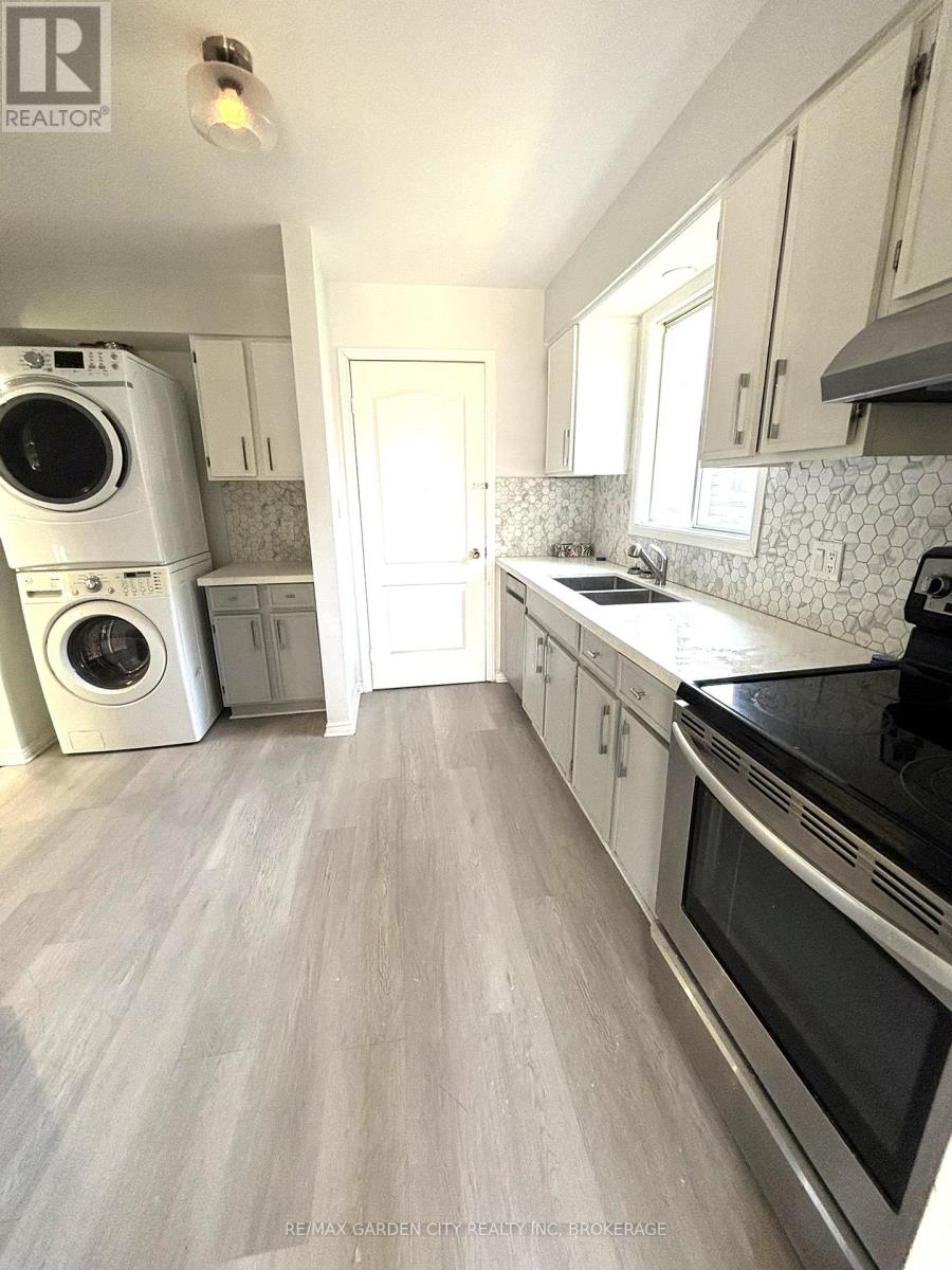 54 Bogart Street, St. Catharines, Ontario  L2M 1G3 - Photo 4 - X13450728