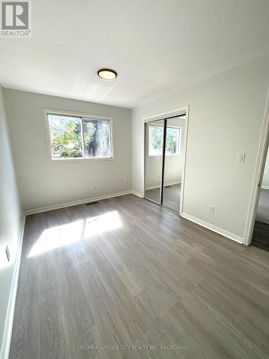 54 Bogart Street, St. Catharines, Ontario  L2M 1G3 - Photo 9 - X13450728