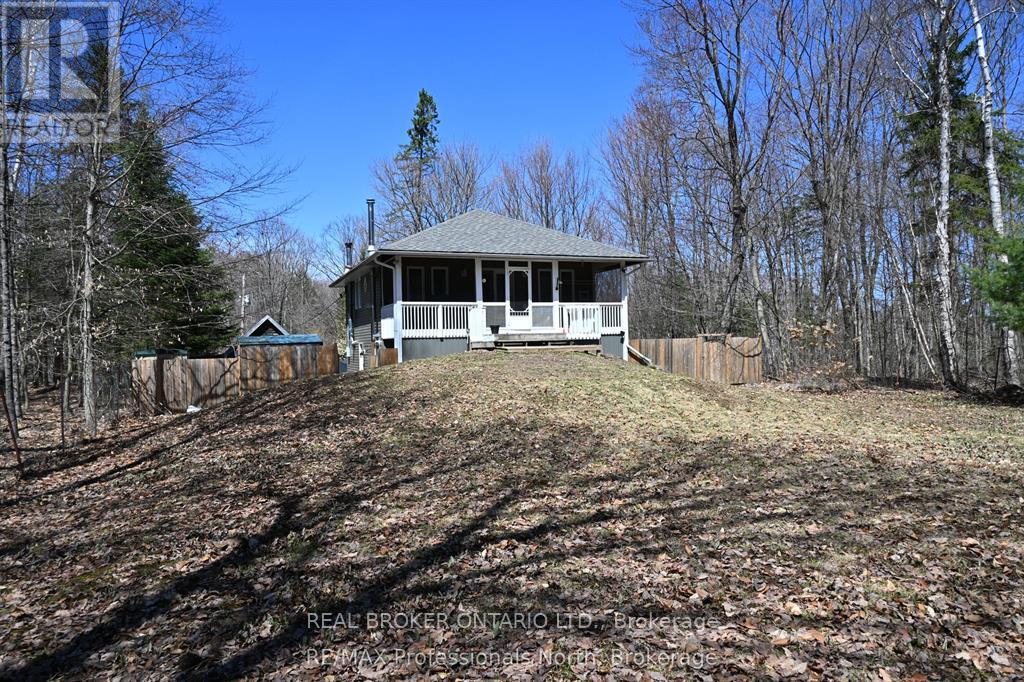 351 Chub Lake Road, Huntsville, Ontario  P1H 1S4 - Photo 3 - X13450552