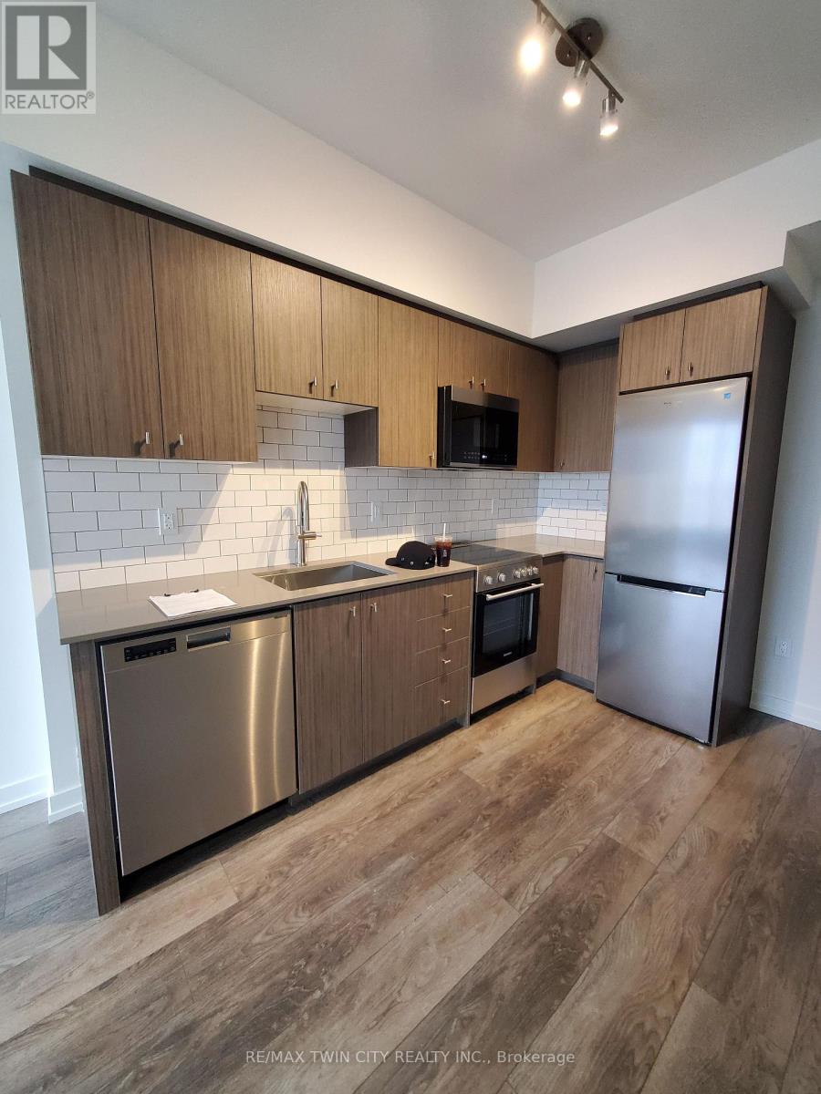 1504 - 15 Wellington Street, Kitchener, Ontario  N2G 0E4 - Photo 3 - X13450658