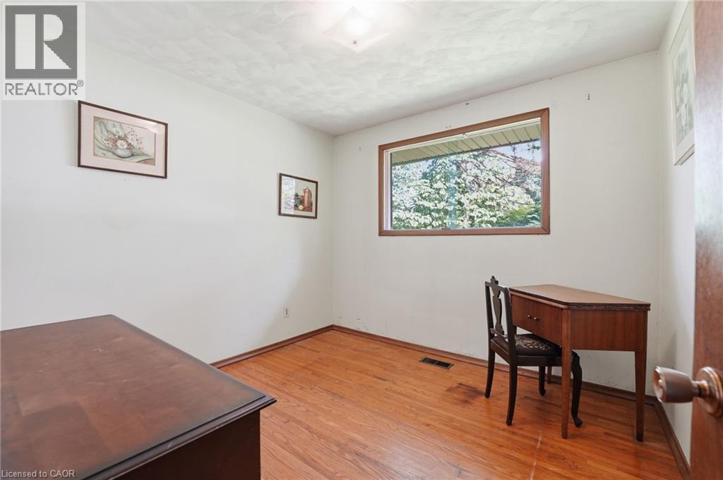 12 Kew Court, Dundas, Ontario  L9H 5E1 - Photo 14 - 40840309