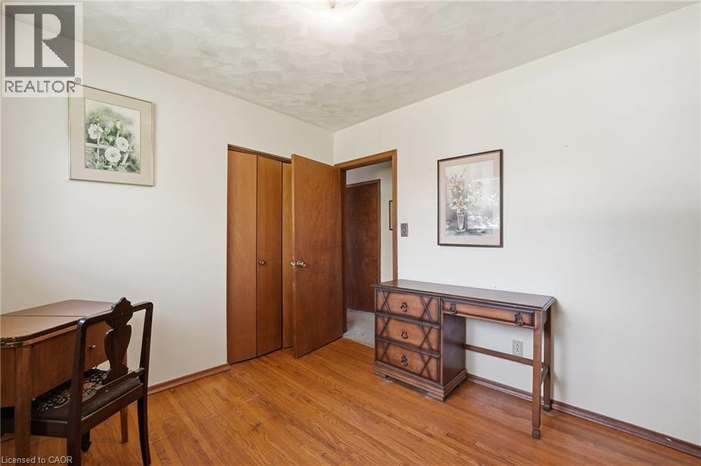 12 Kew Court, Dundas, Ontario  L9H 5E1 - Photo 15 - 40840309